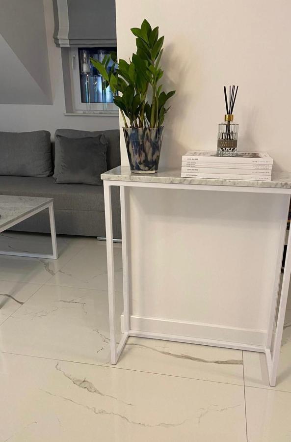 Polli Apartment